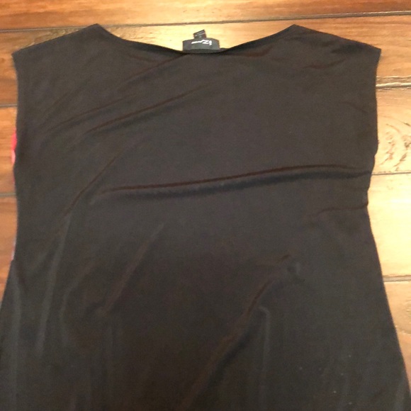 Women’s iz Byer top - Picture 4 of 4